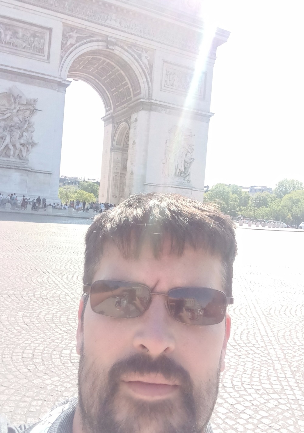 Profil de Elisha, 40 ans, Boite gay à Berken