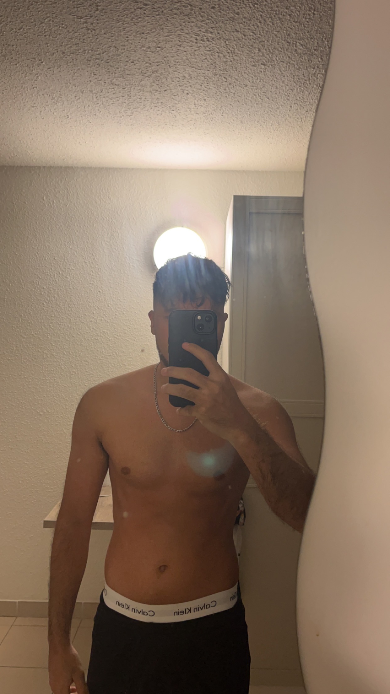 Profil de Clarens, 24 ans, Boite gay à Onex