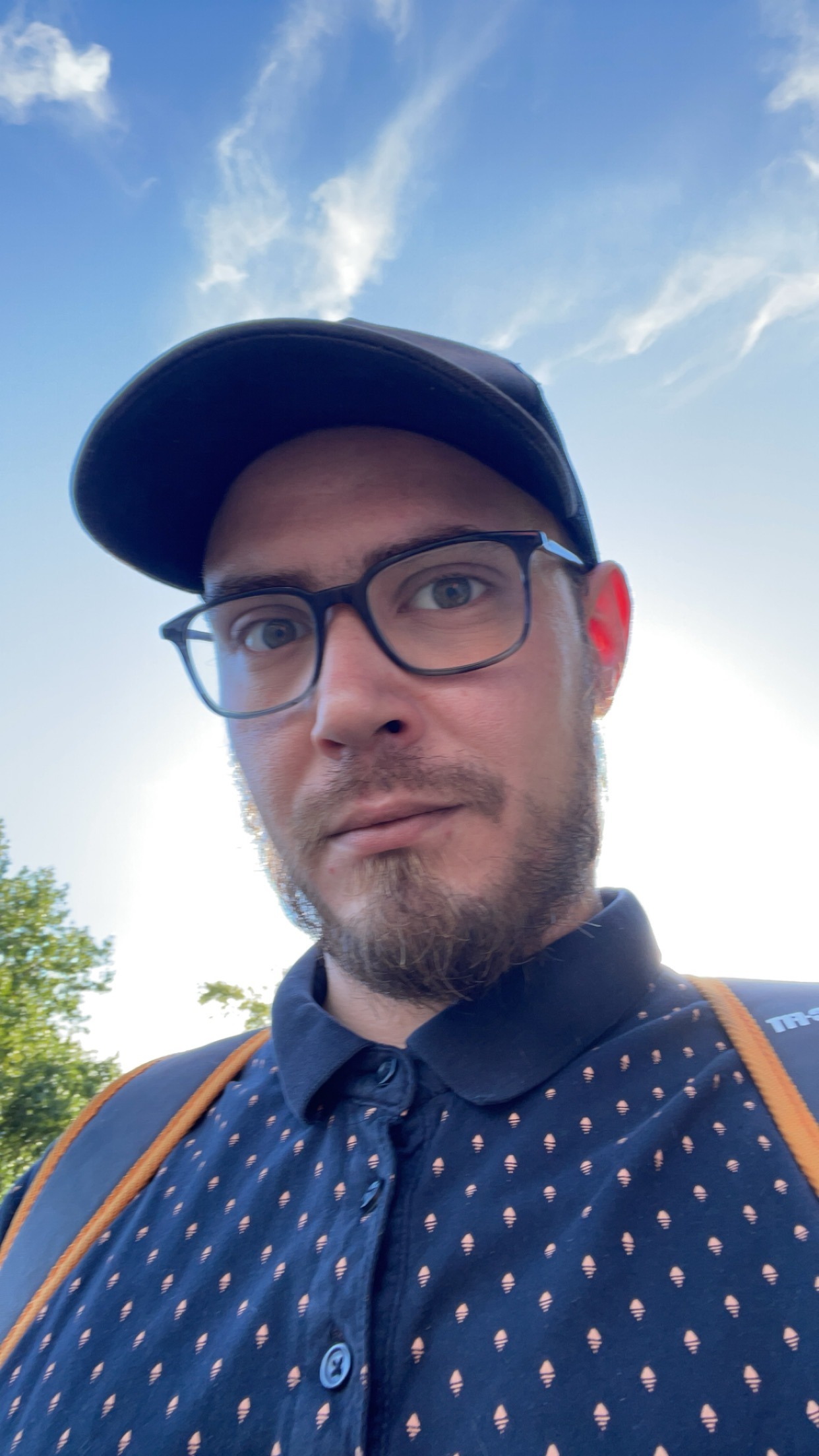 Profil de Allaoua, 31 ans, Boite gay à Lüen