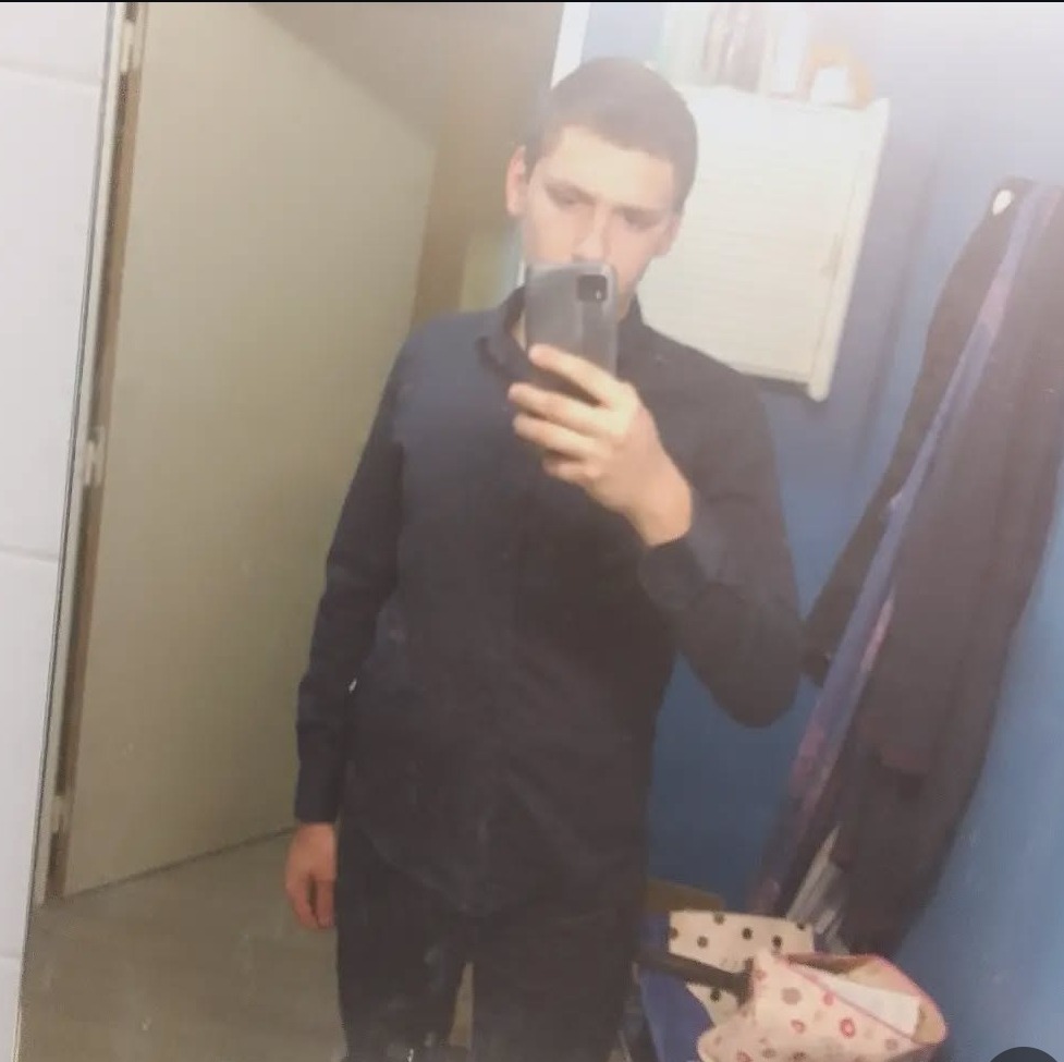 Profil de Faizan, 22 ans, Boite gay à Wolfwil