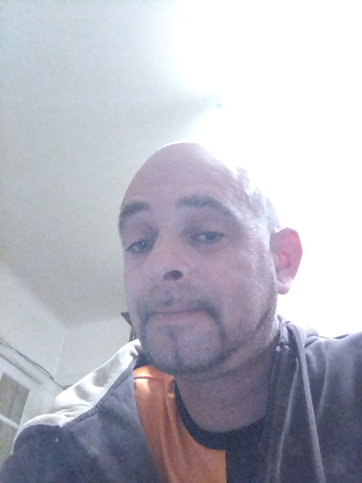Profil de Zacharya, 45 ans, Boite gay à Mirchel
