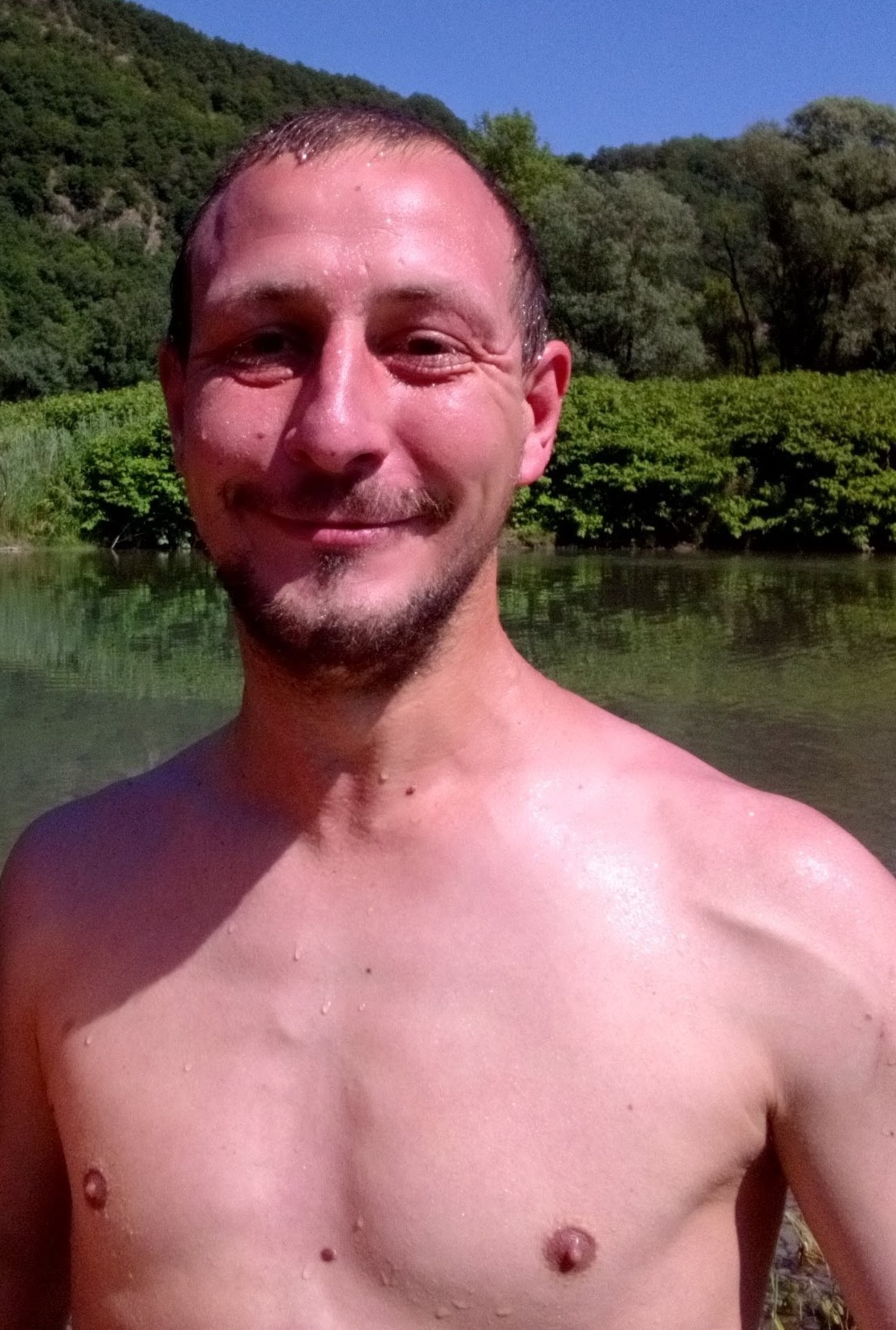 Profil de Boniface, 40 ans, Boite gay à Lobsigen
