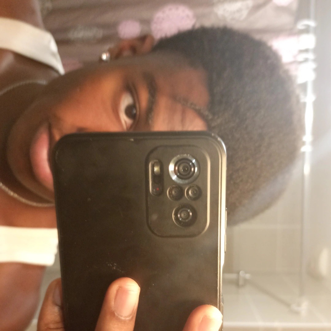 Profil de Angy, 20 ans, Boite gay à Quinto