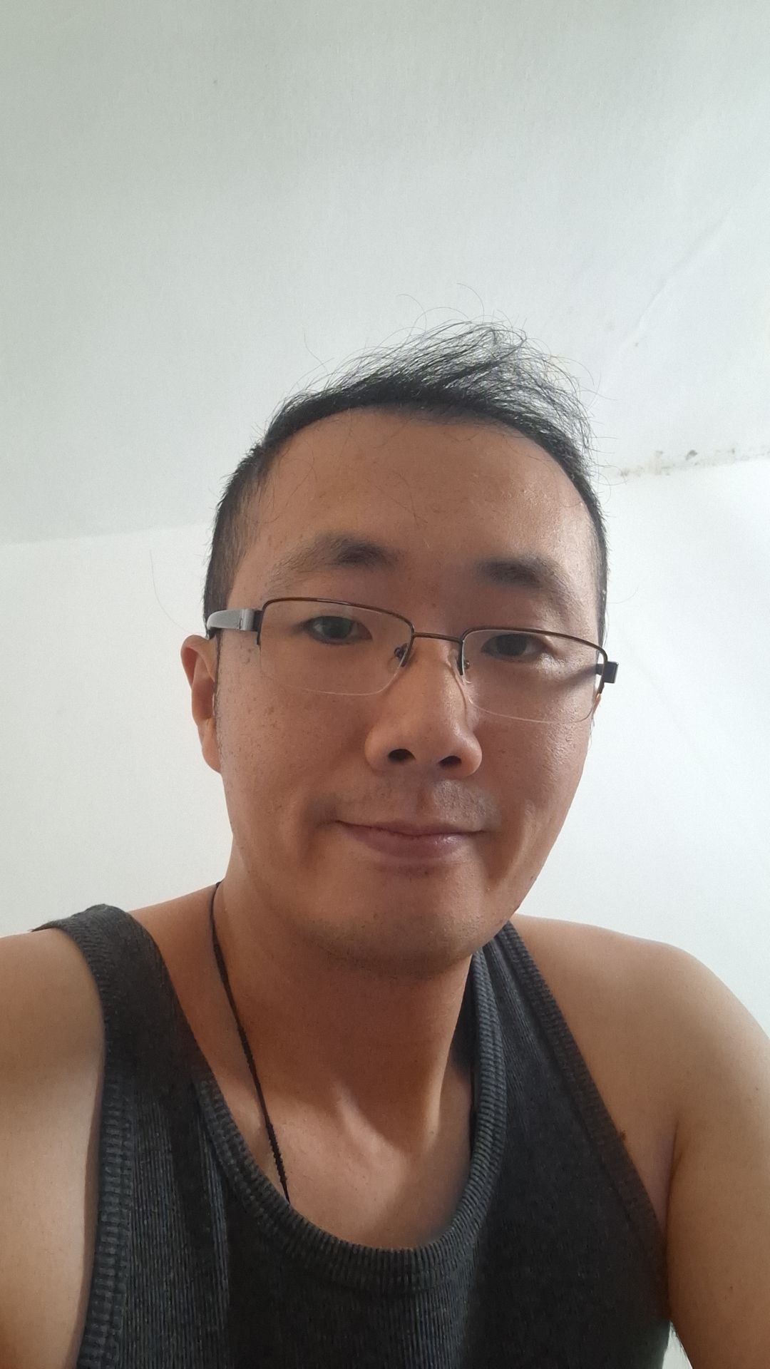 Profil de Makenson, 37 ans, Boite gay à Kallern