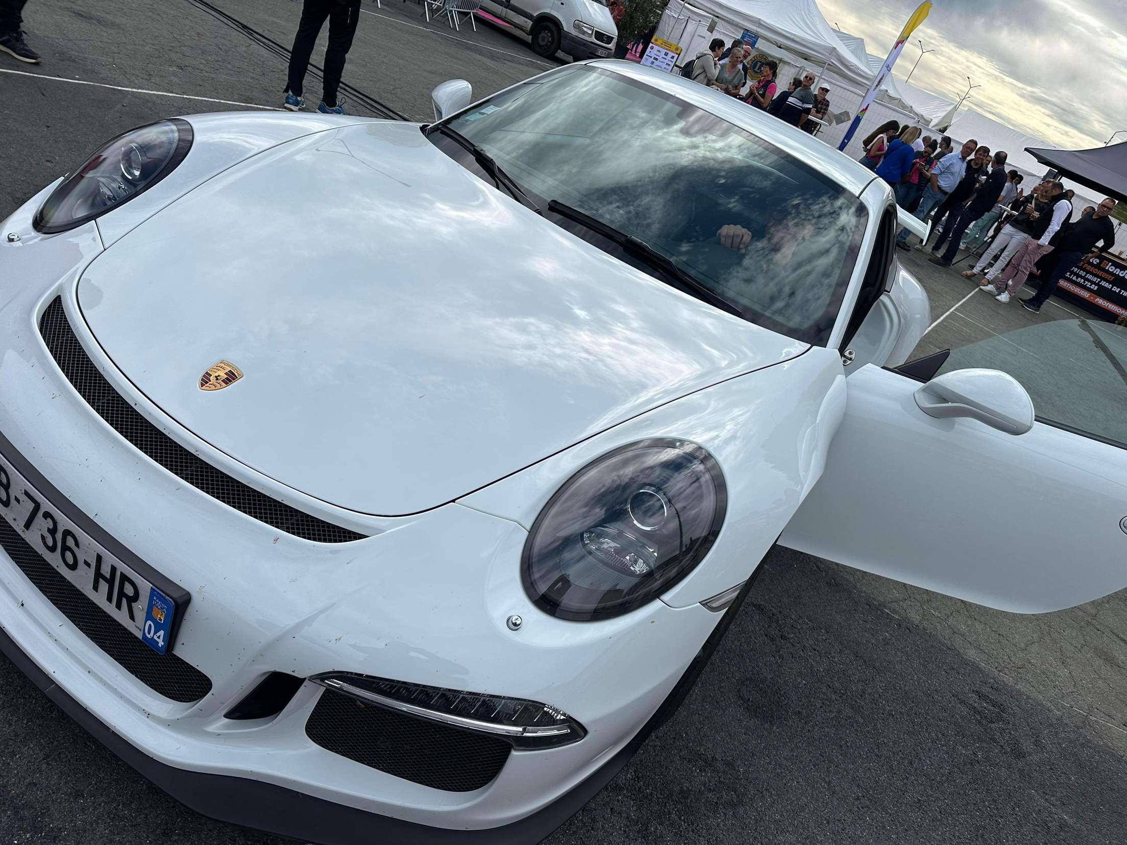 Profil de Noan, 25 ans, Boite gay à Mandach