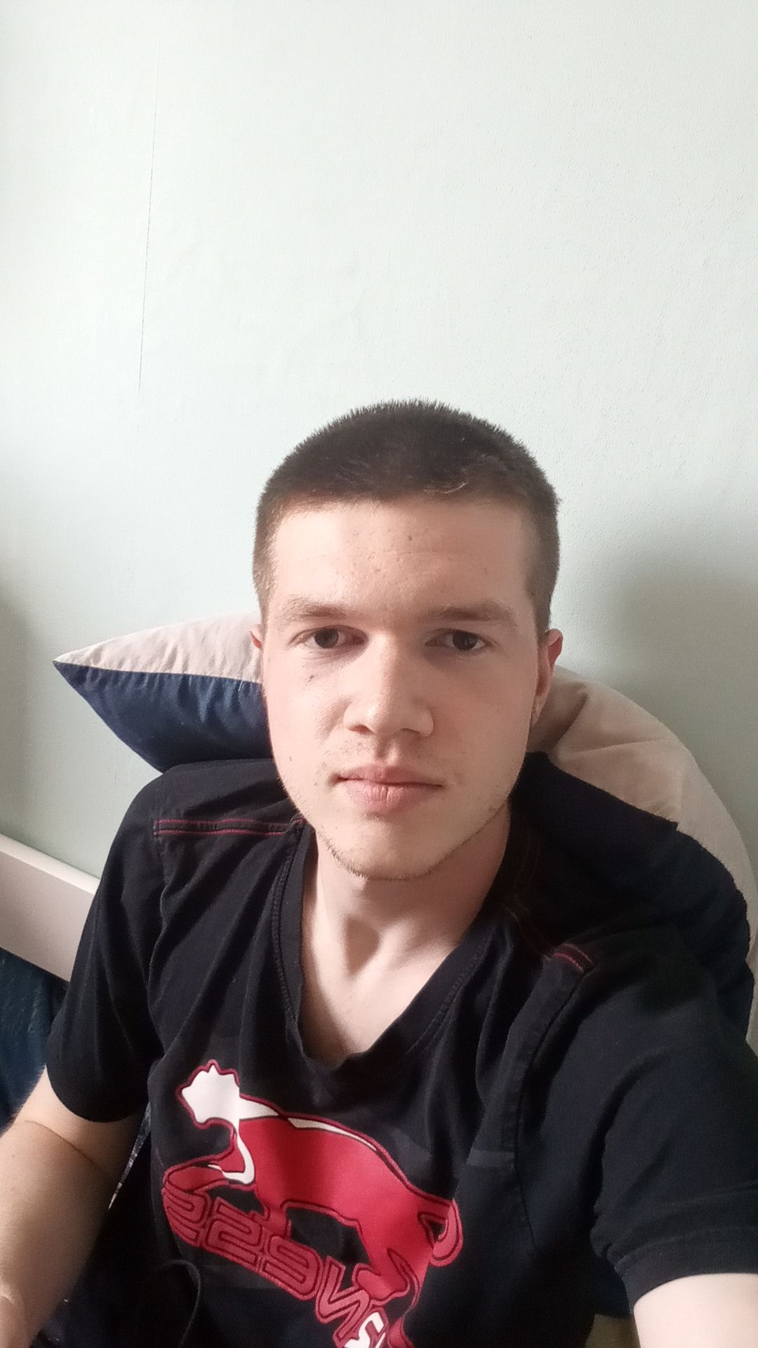 Profil de Eliass, 22 ans, Boite gay à Verbier