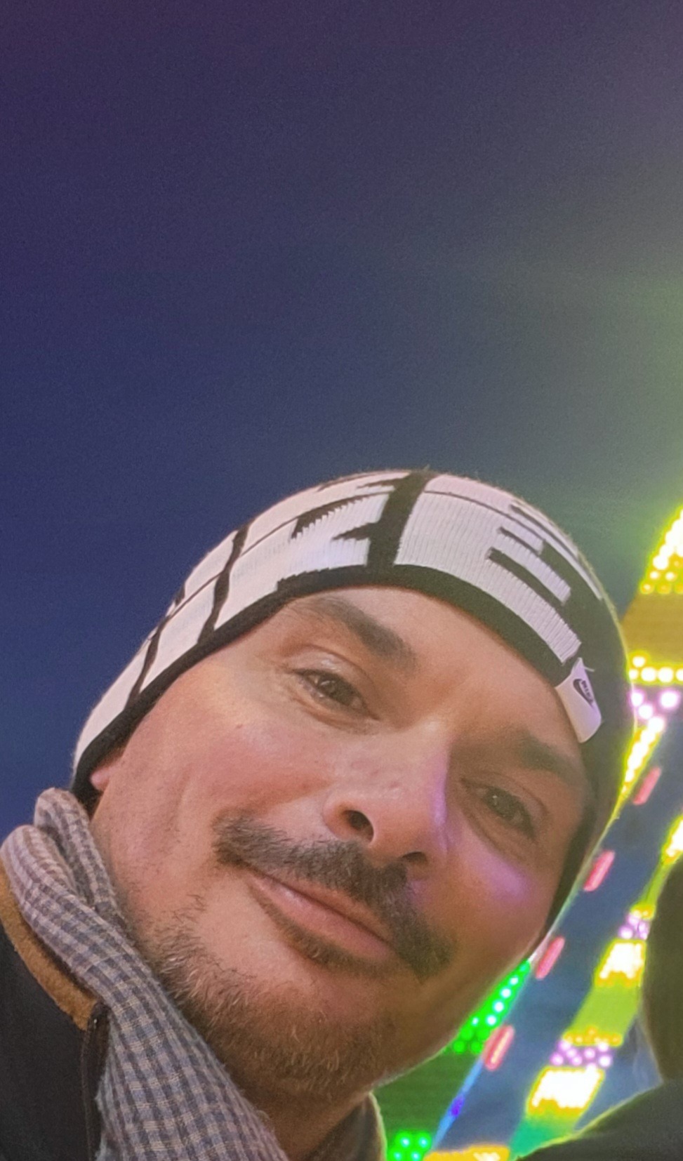 Profil de Yonie, 41 ans, Boite gay à Berken