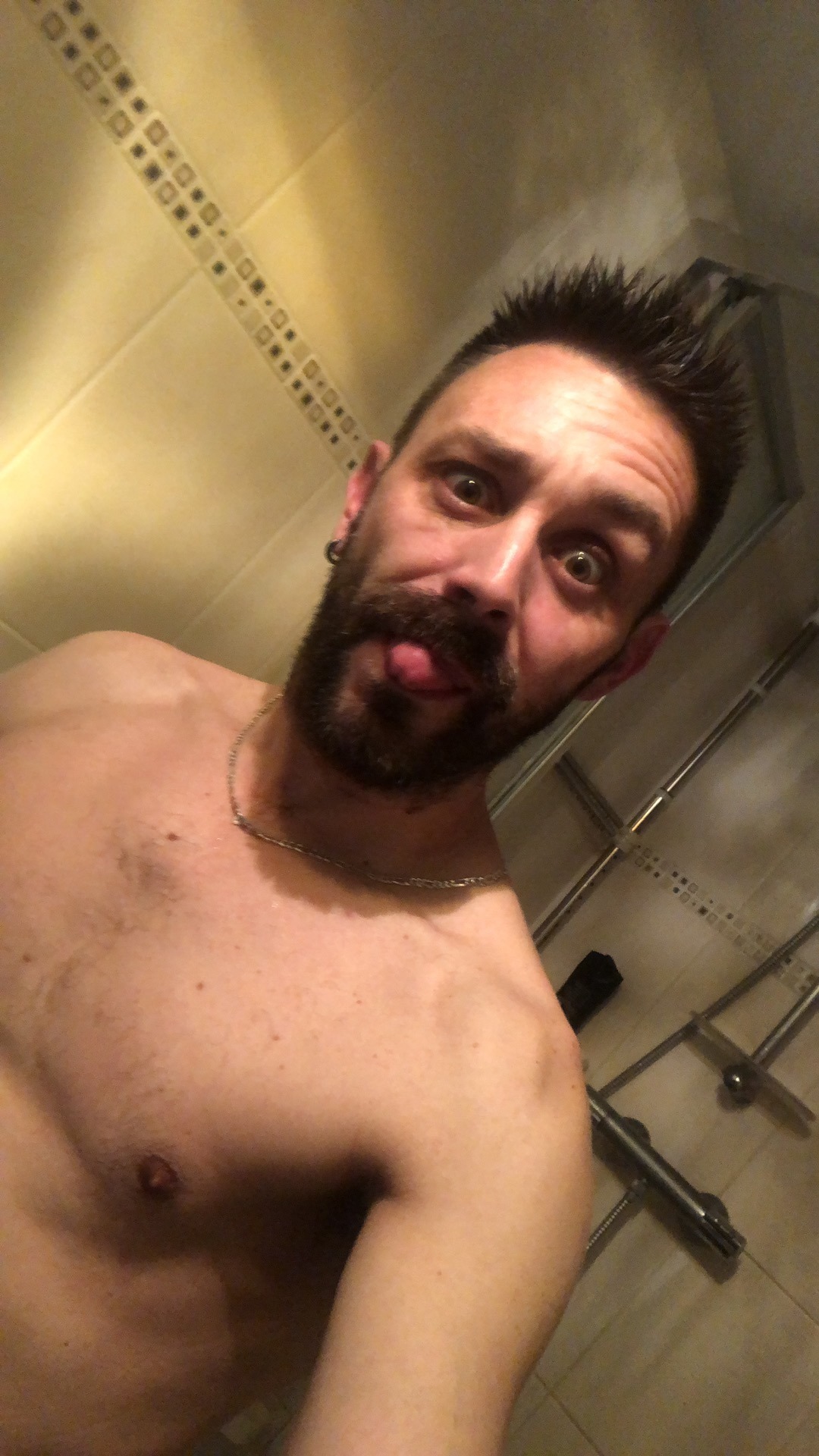 Profil de Thelio, 41 ans, Boite gay à Tägertschi