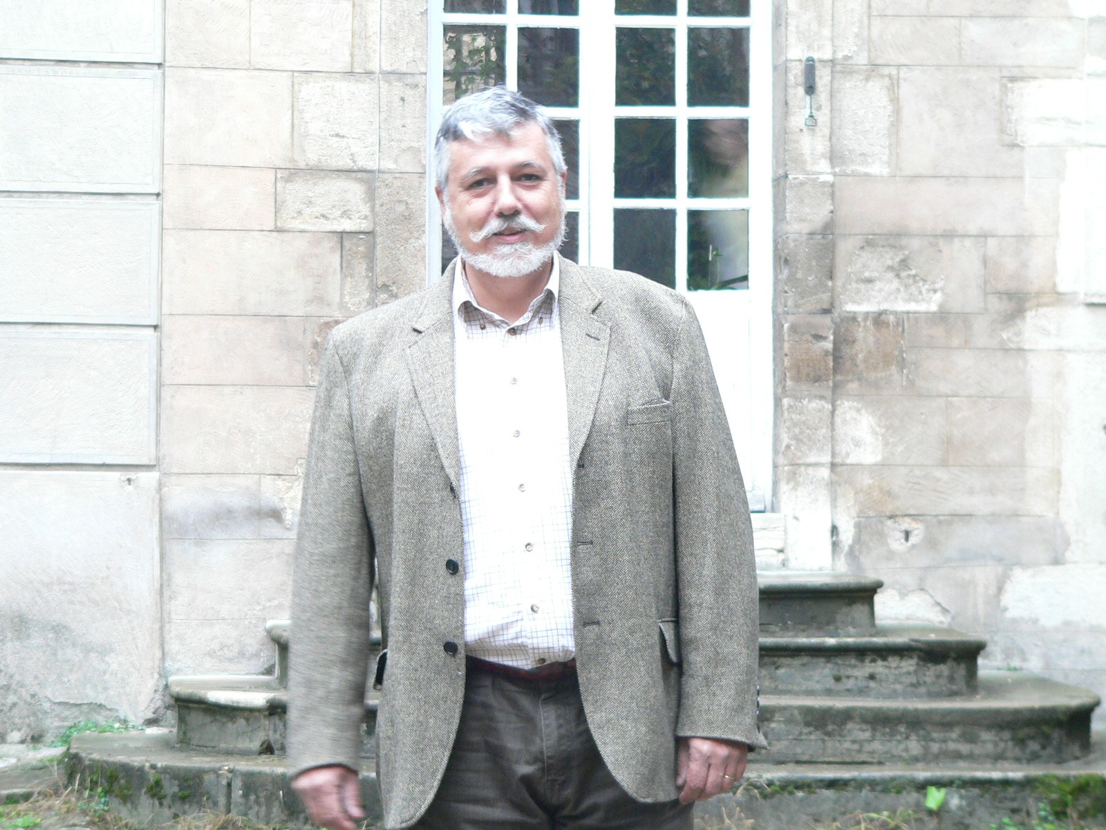 Profil de Bassim, 48 ans, Boite gay à Laura