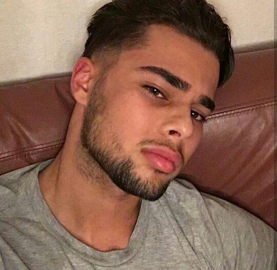 Profil de Nassime, 27 ans, Boite gay à Moosseedorf