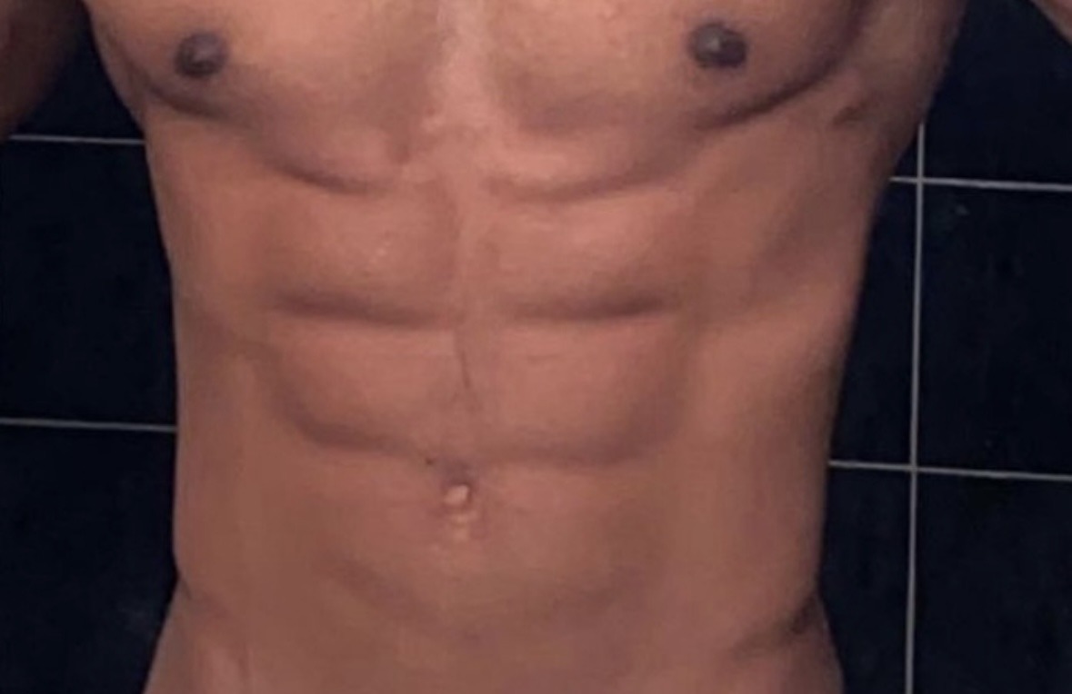 Profil de Isshak, 22 ans, Boite gay à Ferenbalm