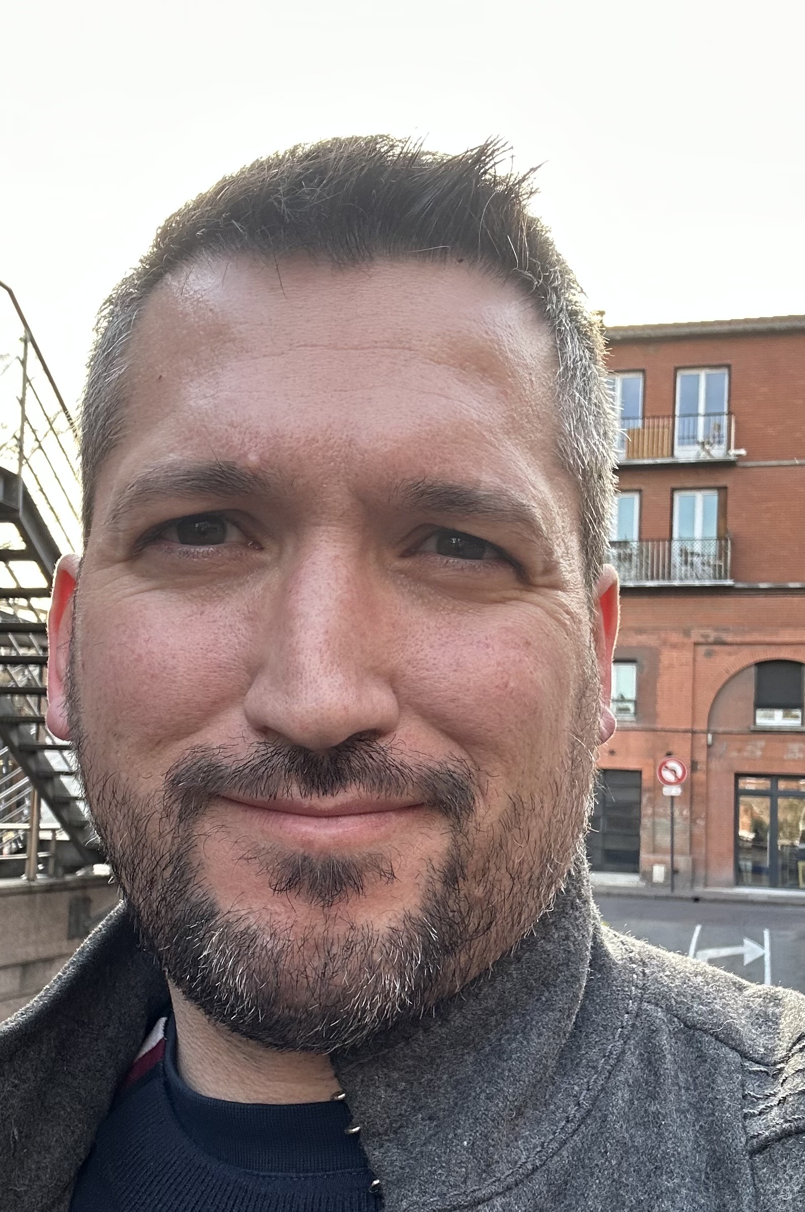 Profil de Keyhan, 38 ans, Boite gay à Tschlin