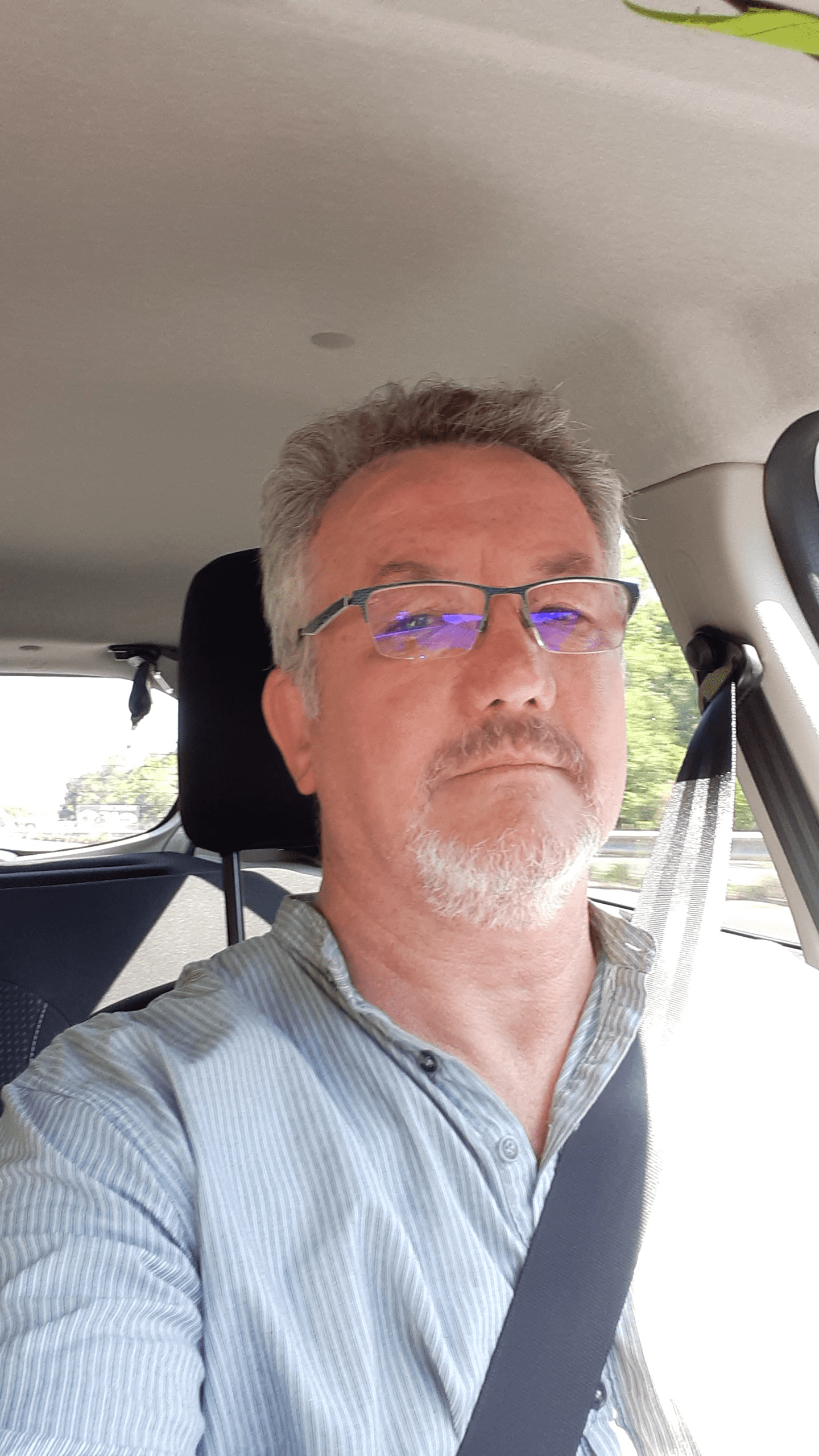 Profil de Dorone, 55 ans, Boite gay à Rivera