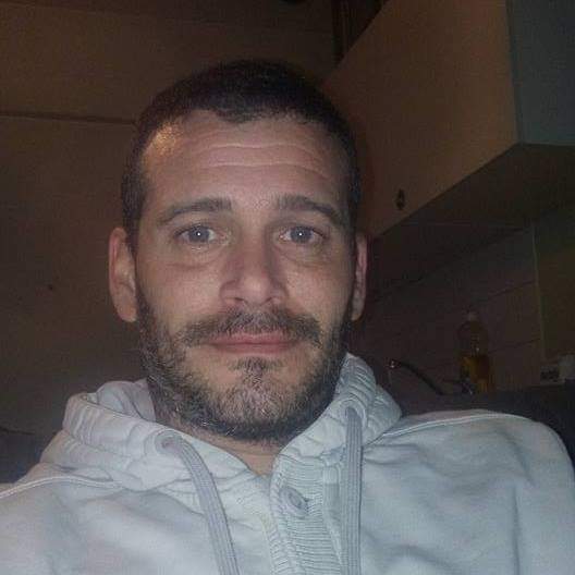 Profil de Zakariyya, 48 ans, Boite gay à Fiez