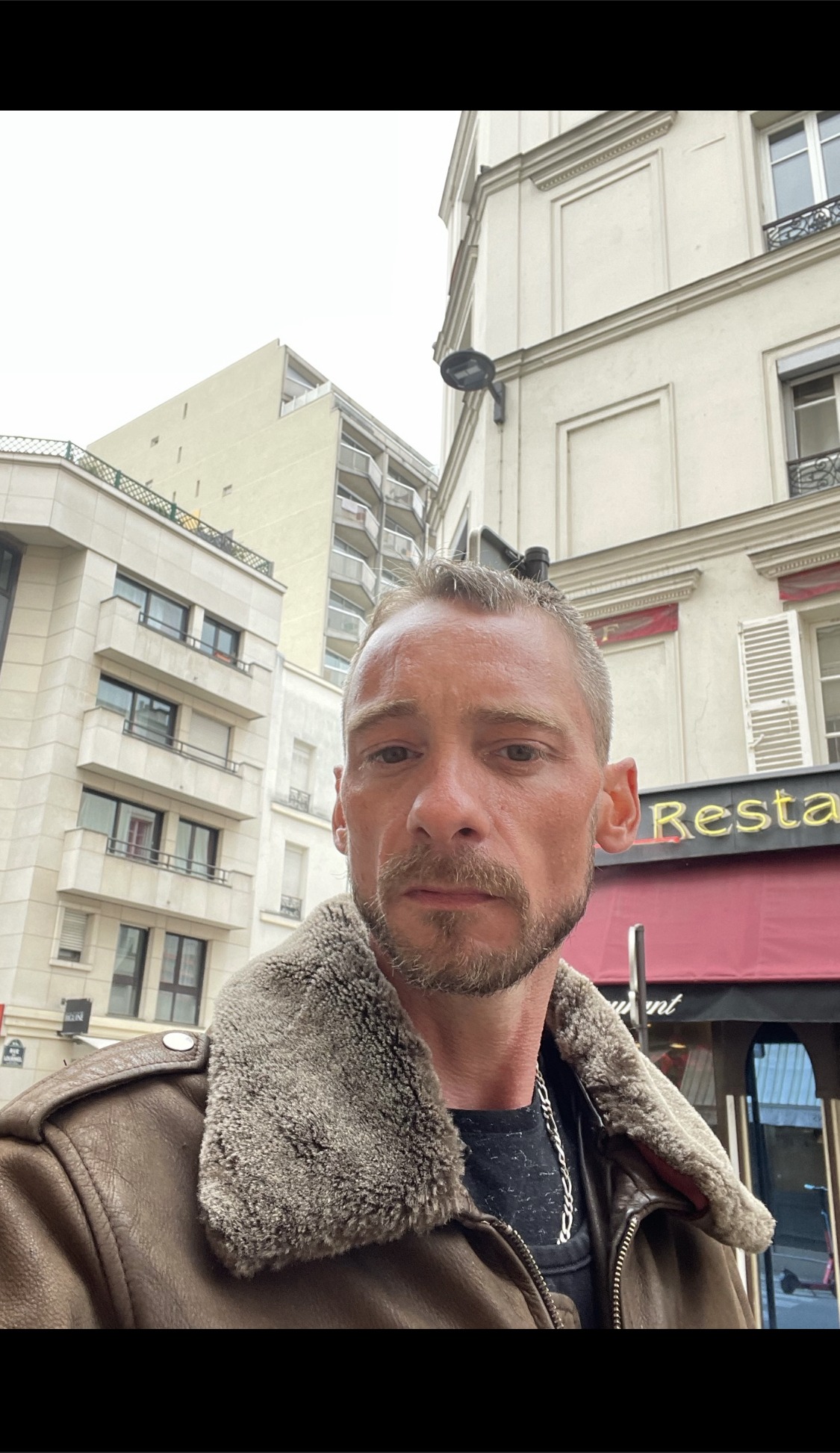 Profil de Abdoul-karim, 39 ans, Boite gay à Lüen