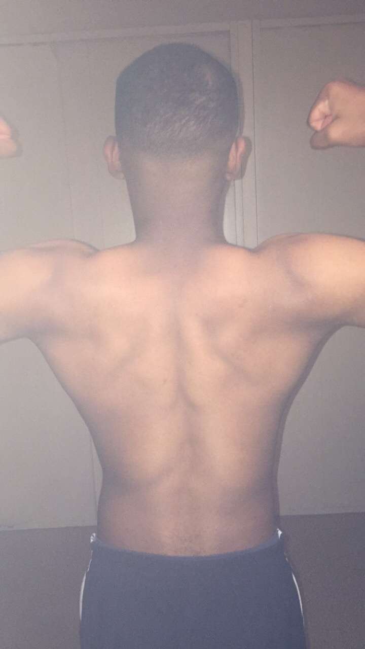 Profil de Isham, 19 ans, Boite gay à Siat