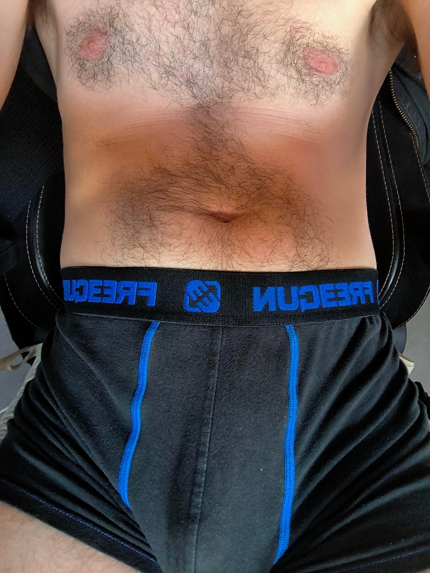 Profil de Saufiane, 40 ans, Boite gay à Aetingen