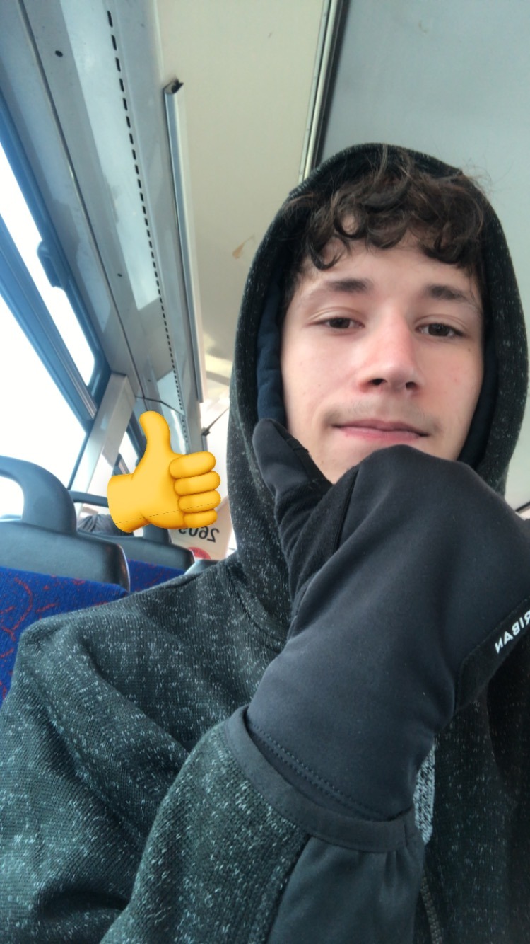 Profil de Sirou, 18 ans, Boite gay à Cremin