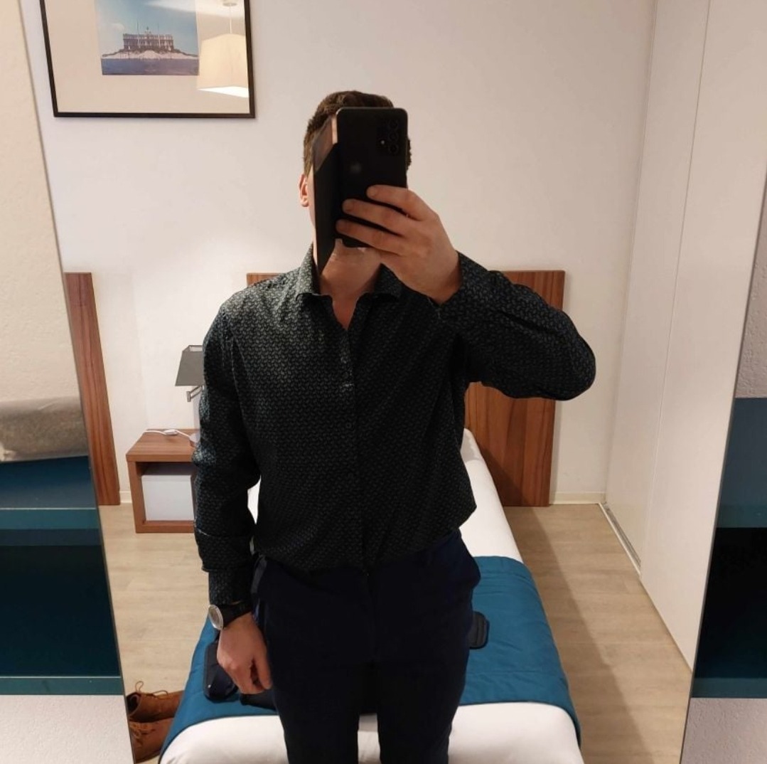 Profil de Bony, 44 ans, Boite gay à Cortébert