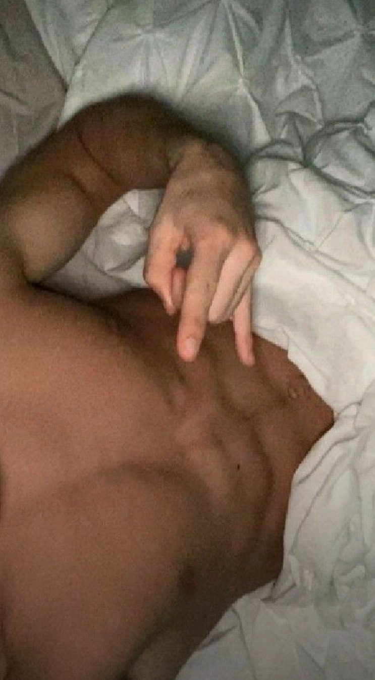 Profil de Lahcene, 26 ans, Boite gay à Münchenwiler