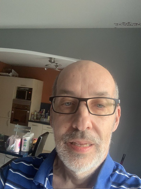 Profil de Saleh, 52 ans, Boite gay à Crémines