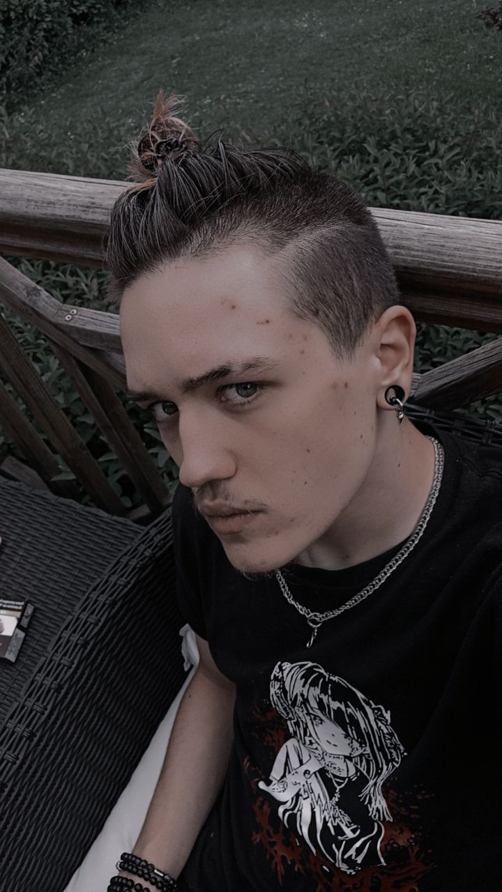 Profil de Tidiani, 20 ans, Boite gay à Morgins