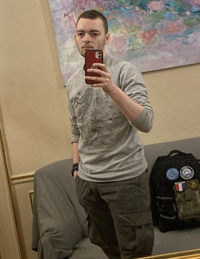Profil de Guennole, 22 ans, Boite gay à Büsserach