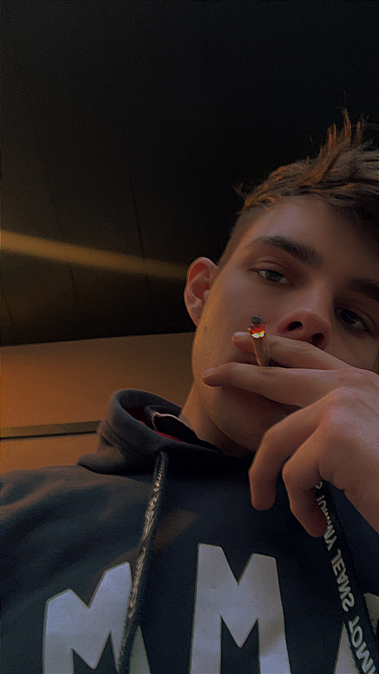 Profil de Chemsy, 22 ans, Boite gay à Campascio
