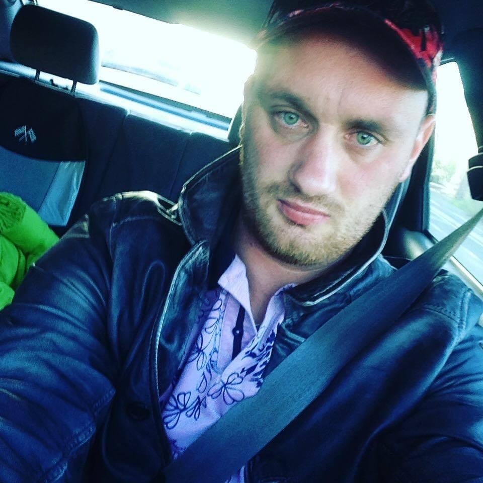 Profil de Ervin, 40 ans, Boite gay à Cortébert