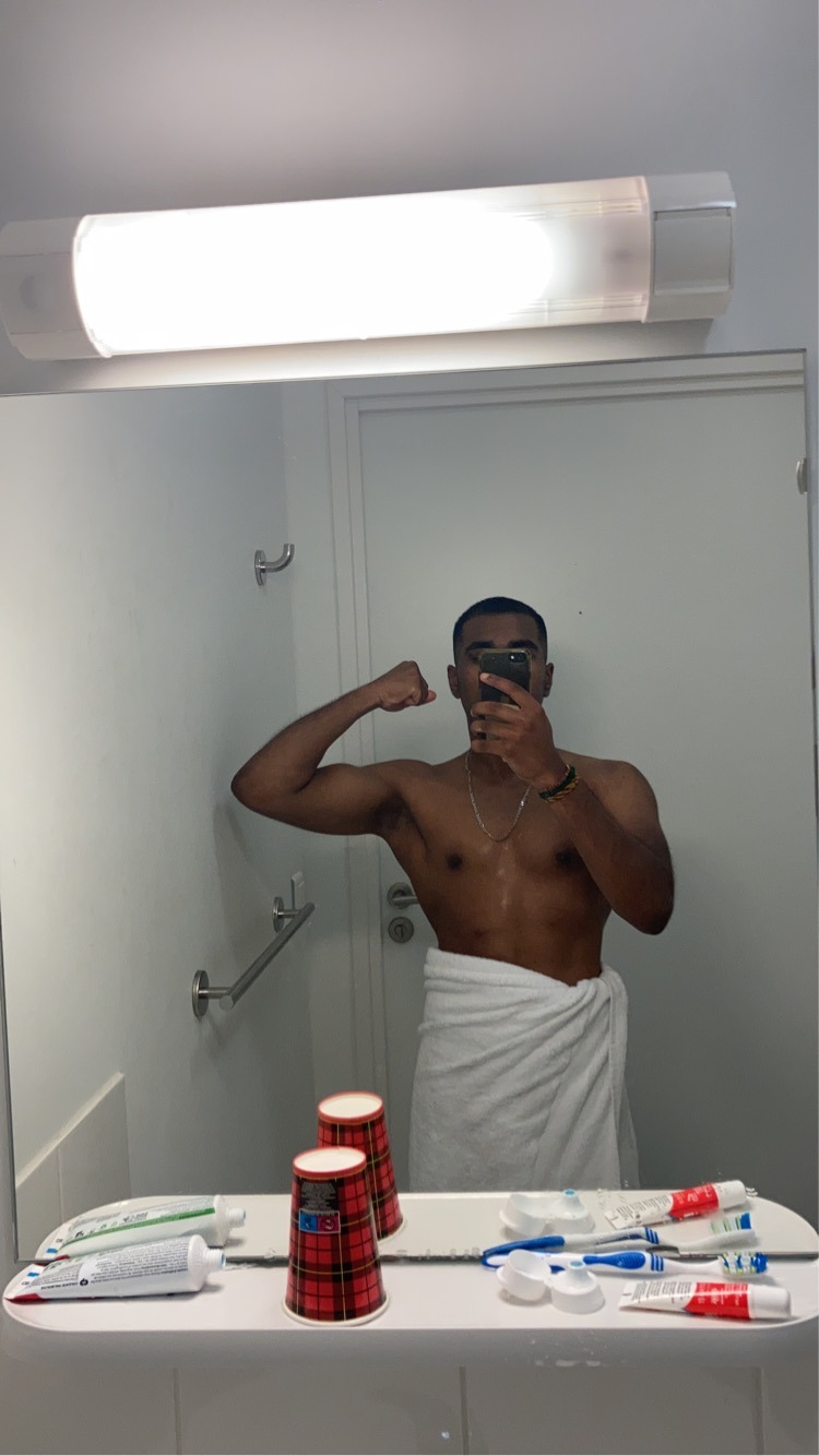 Profil de Lindo, 28 ans, Boite gay à Zimmerwald
