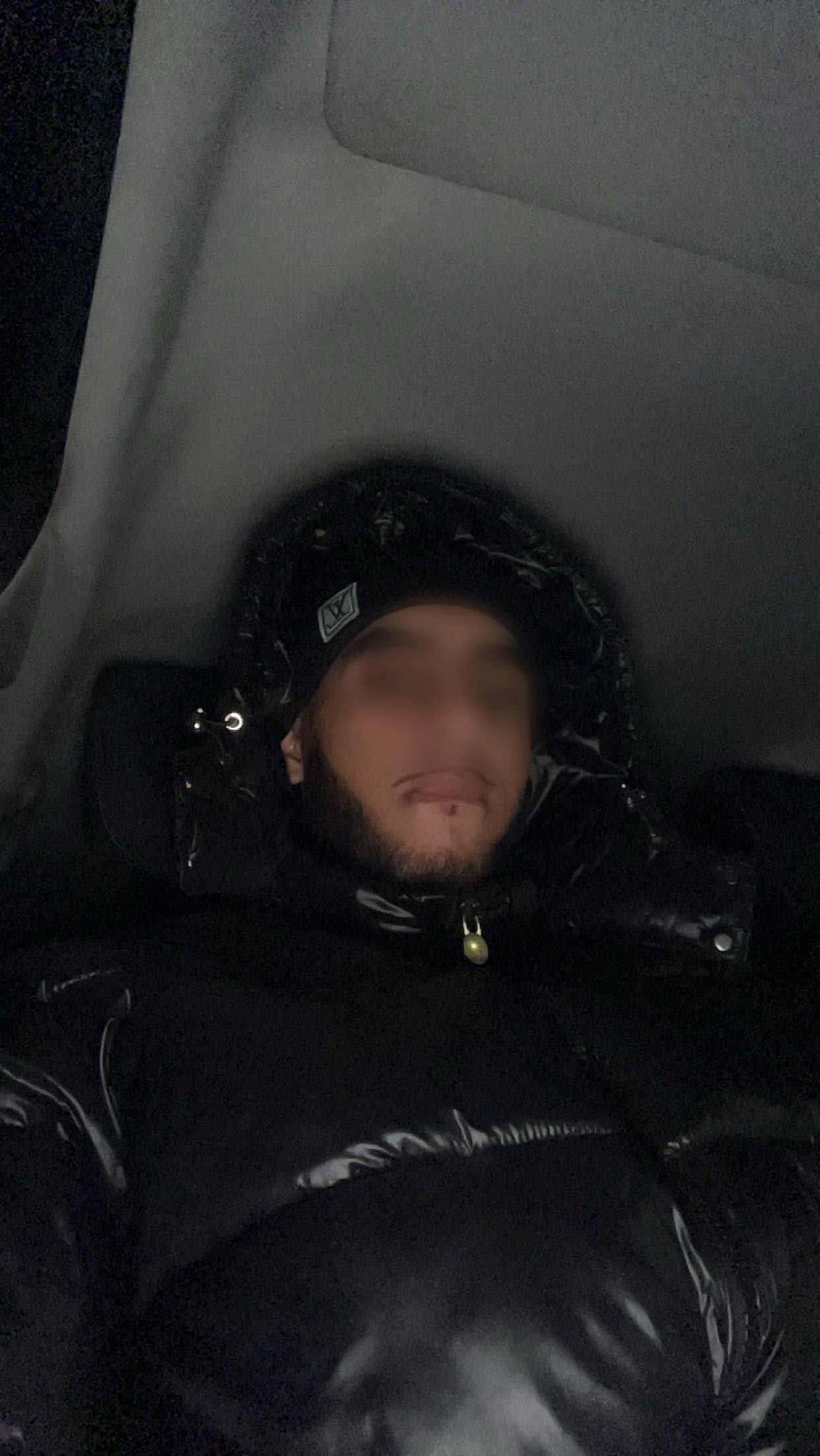 Profil de Avit, 20 ans, Boite gay à Avully