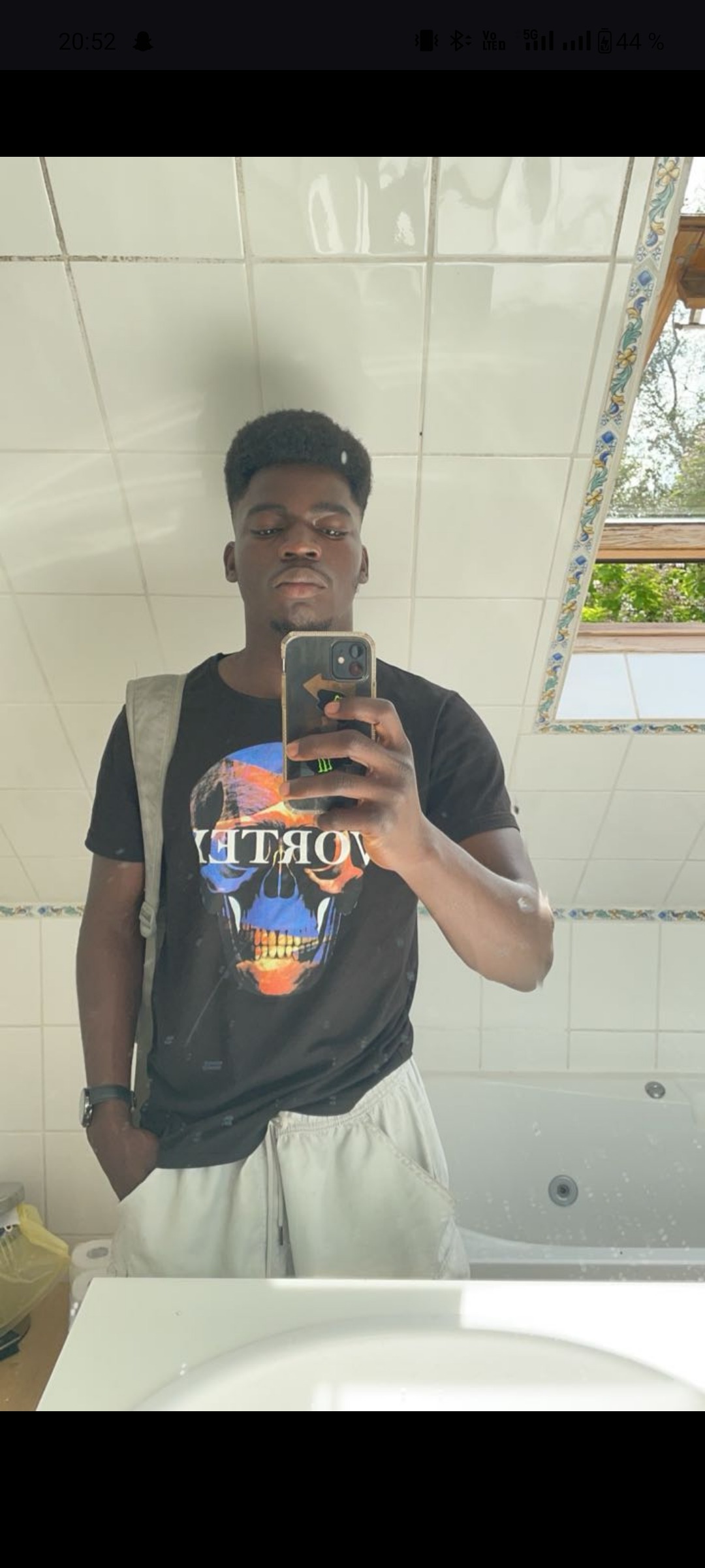 Profil de Li, 25 ans, Boite gay à Morgarten