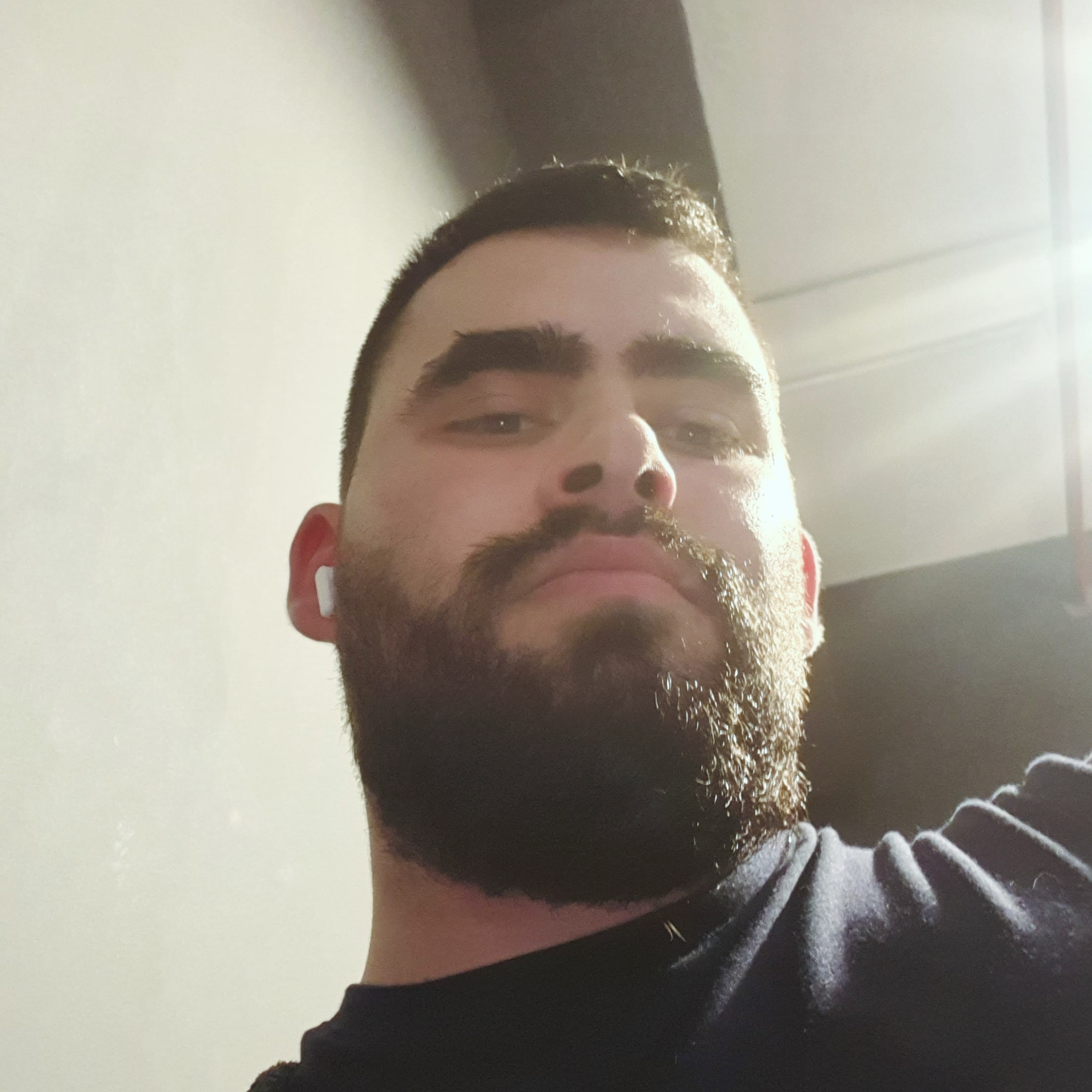 Profil de Mathews, 27 ans, Boite gay à Salouf