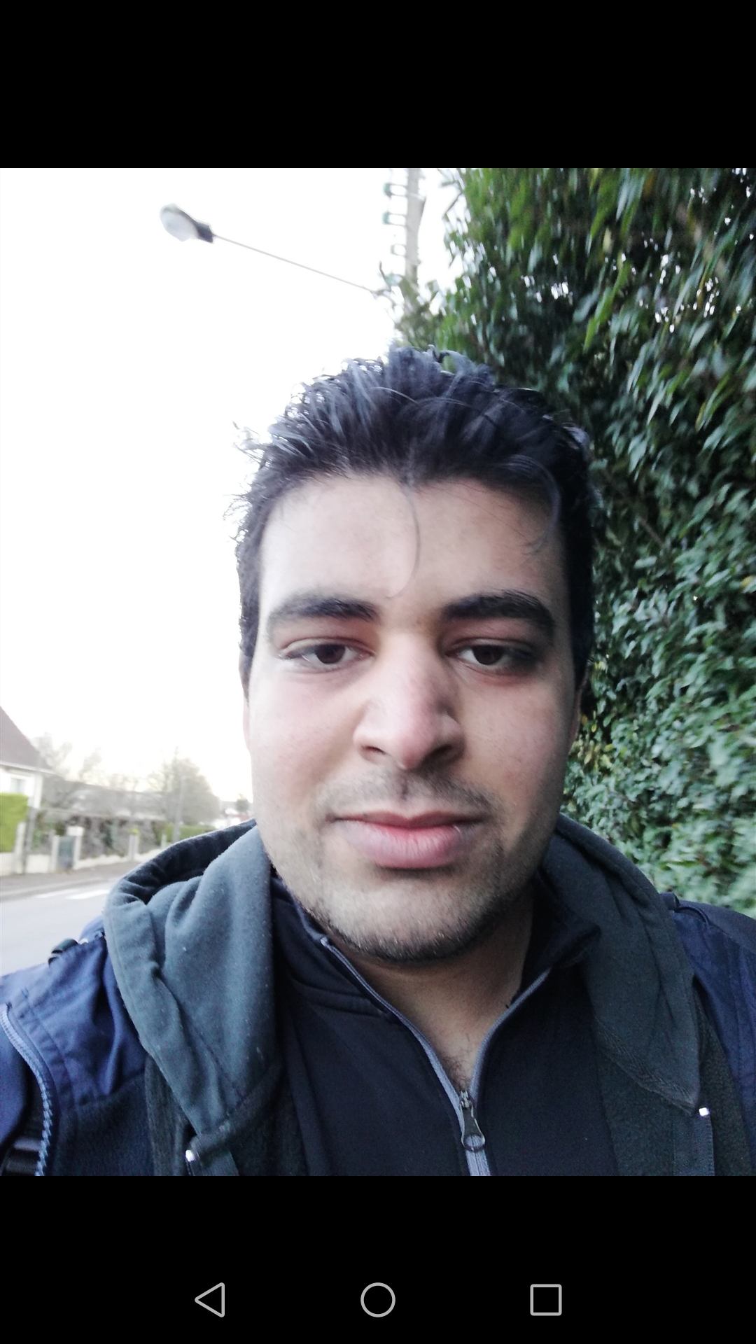Profil de Noa, 18 ans, Boite gay à Bursinel
