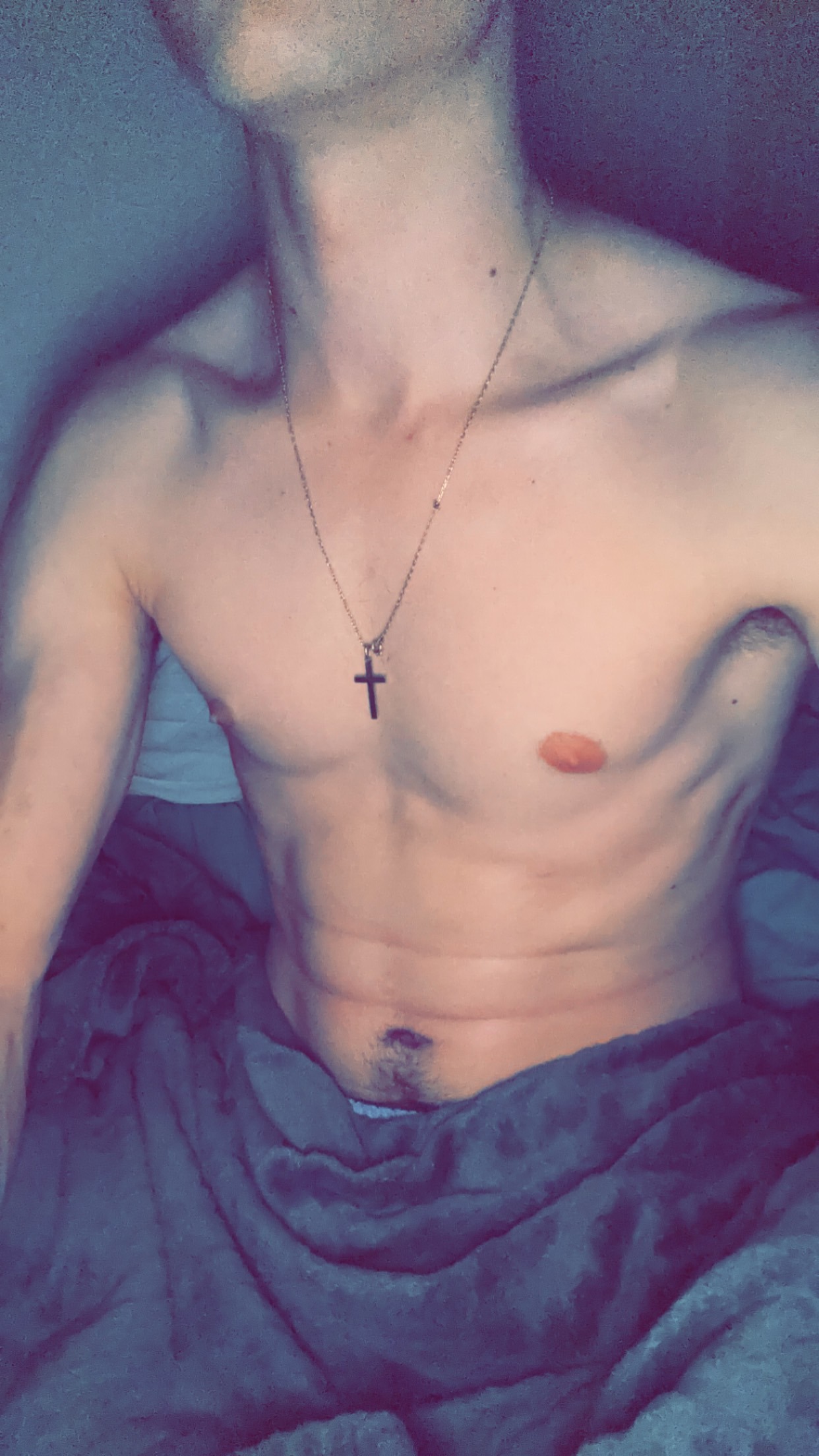 Profil de Djoudi, 29 ans, Boite gay à Anzère
