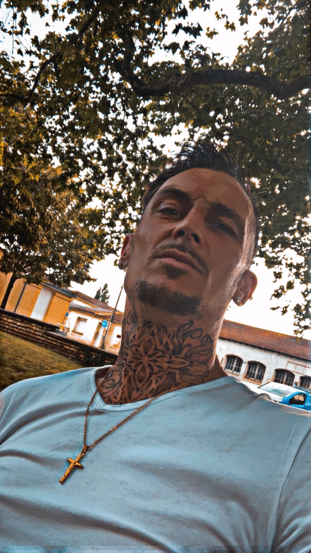 Profil de Amrane, 31 ans, Boite gay à Bursinel