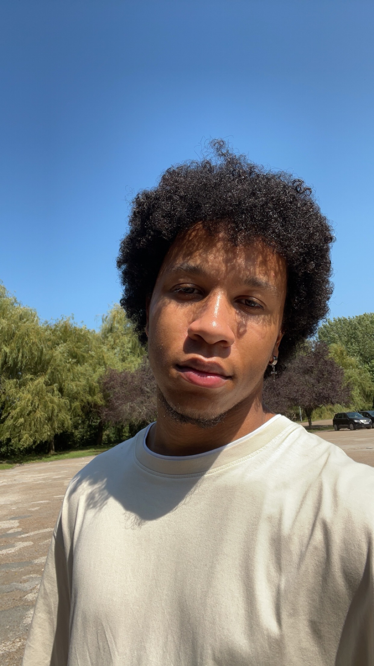 Profil de Denez, 22 ans, Boite gay à Pomy