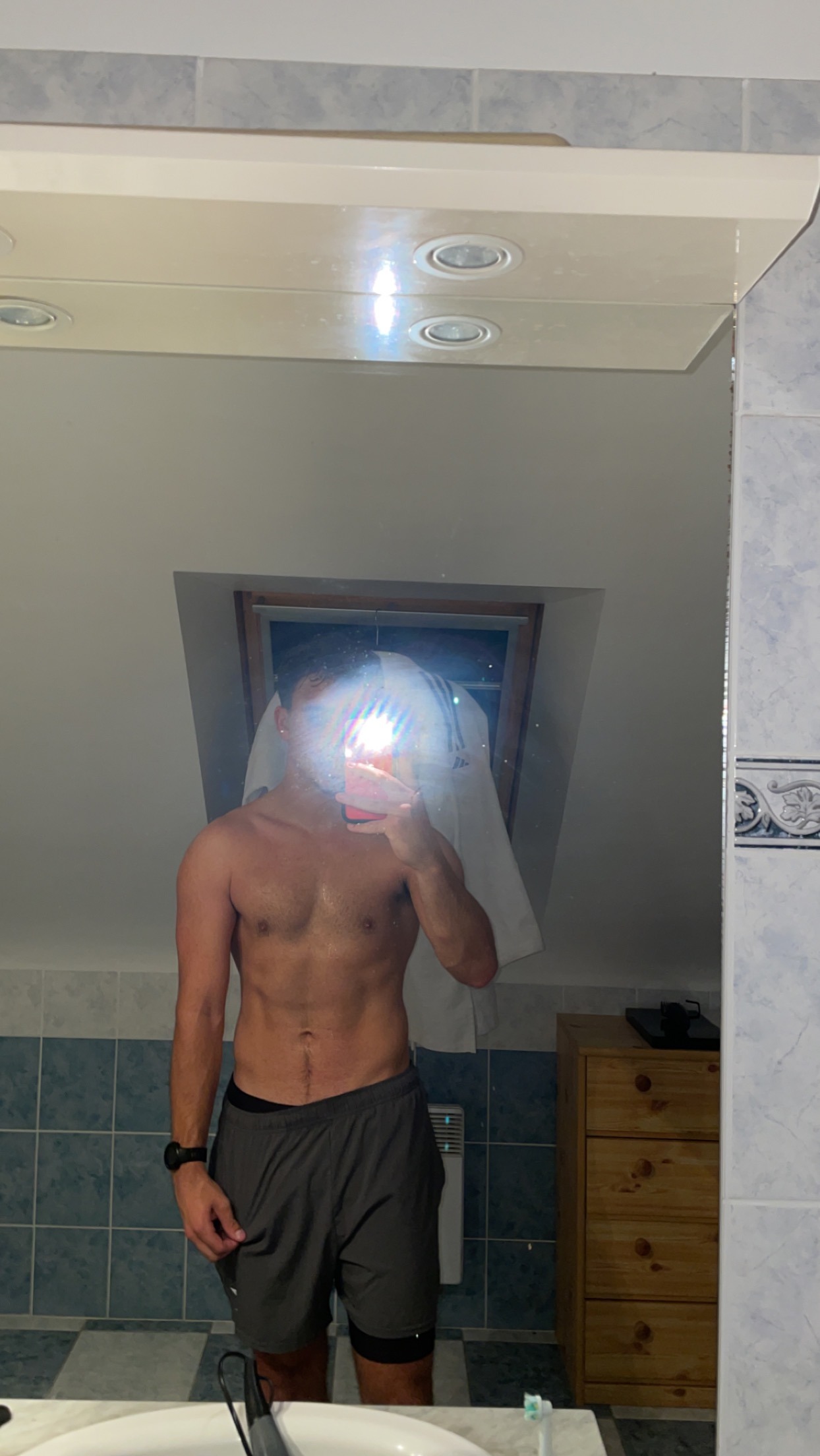 Profil de Hippolythe, 23 ans, Boite gay à Signy