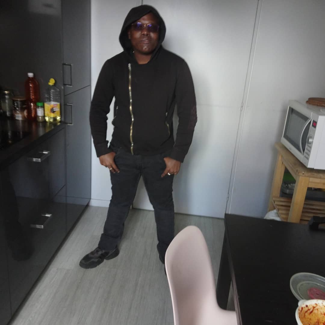 Profil de Carlu, 32 ans, Boite gay à Bercher