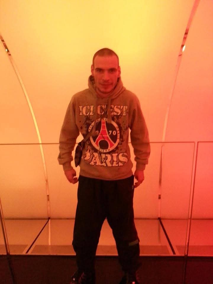 Profil de Antonn, 40 ans, Boite gay à Root D4