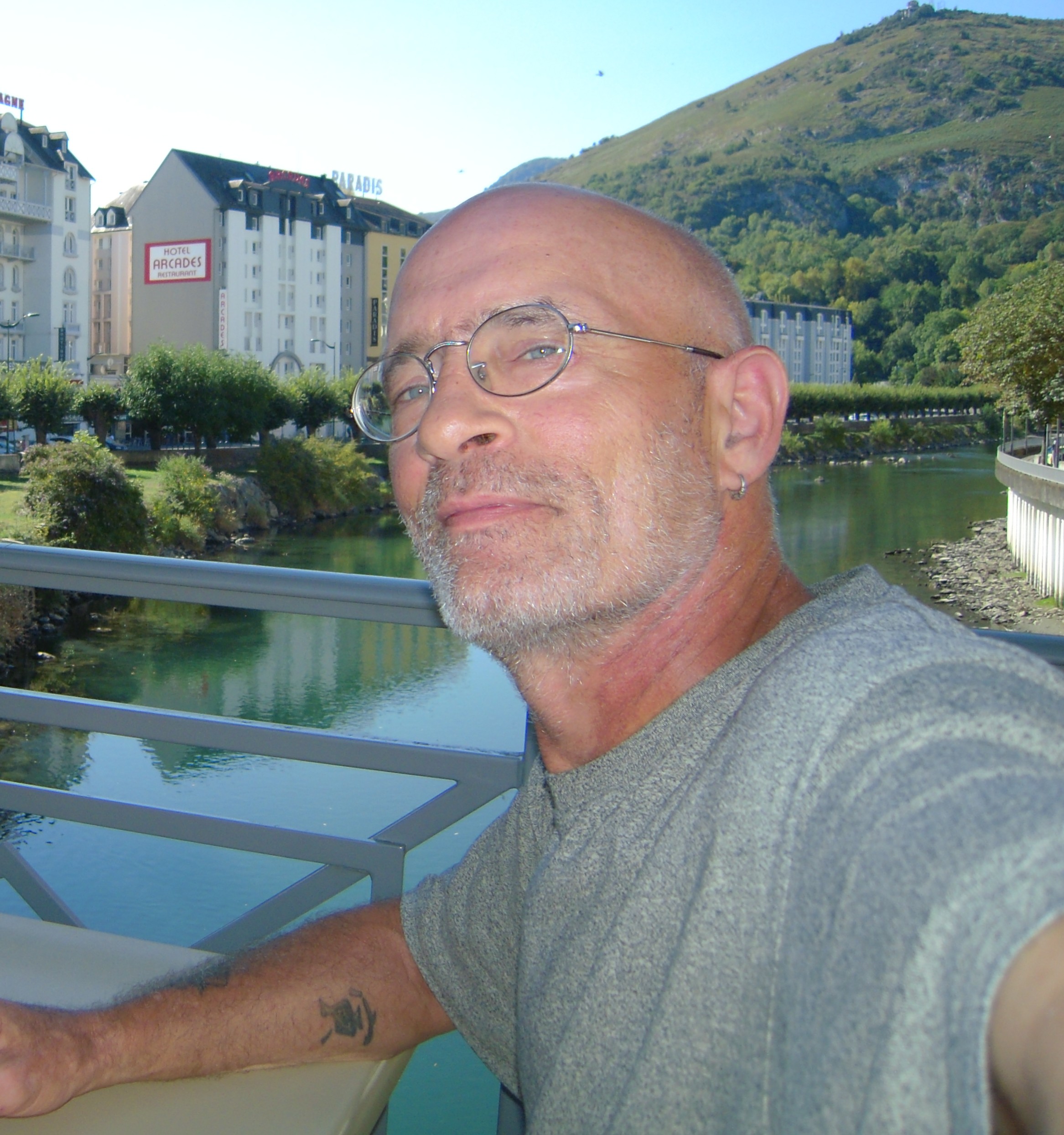 Profil de Travys, 55 ans, Boite gay à Kiental