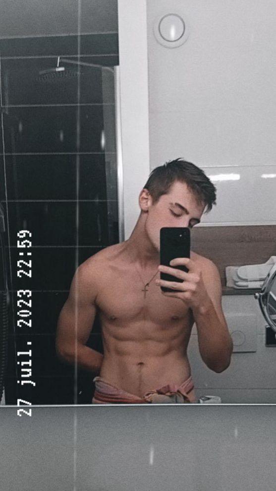 Profil de Josian, 21 ans, Boite gay à Schattenhalb