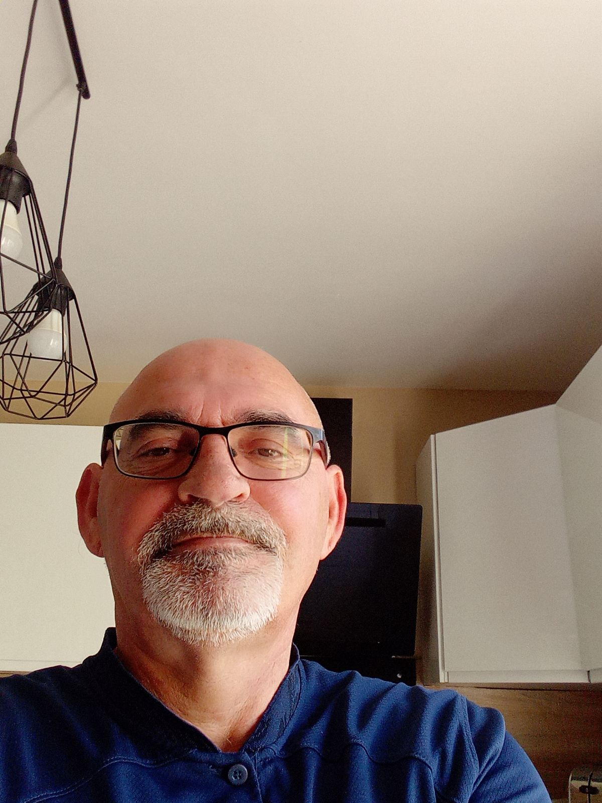 Profil de Camerone, 55 ans, Boite gay à Olsberg