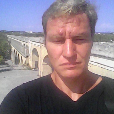 Profil de Younese, 44 ans, Boite gay à Schiers