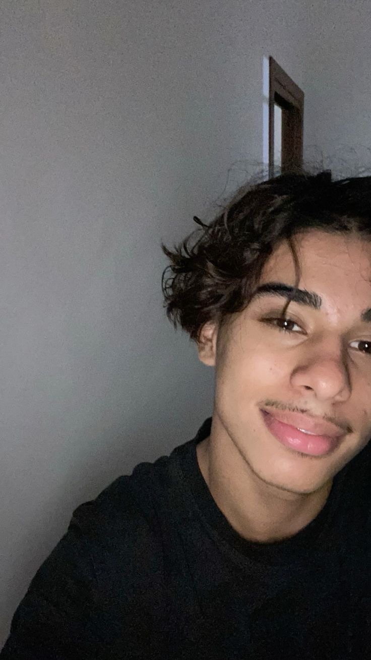 Profil de Athanael, 19 ans, Boite gay à Scuol