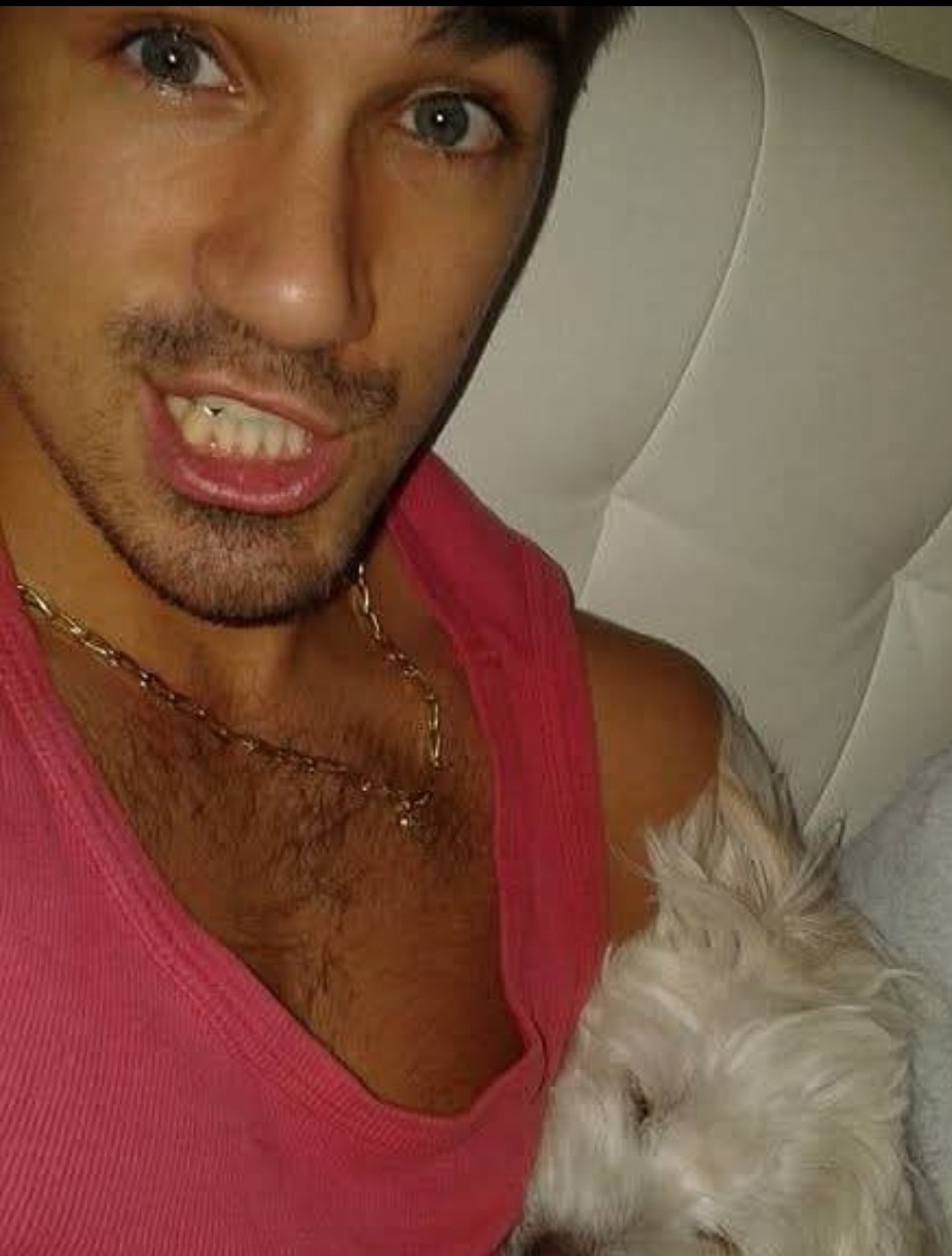 Profil de Ensar, 30 ans, Boite gay à Bévilard