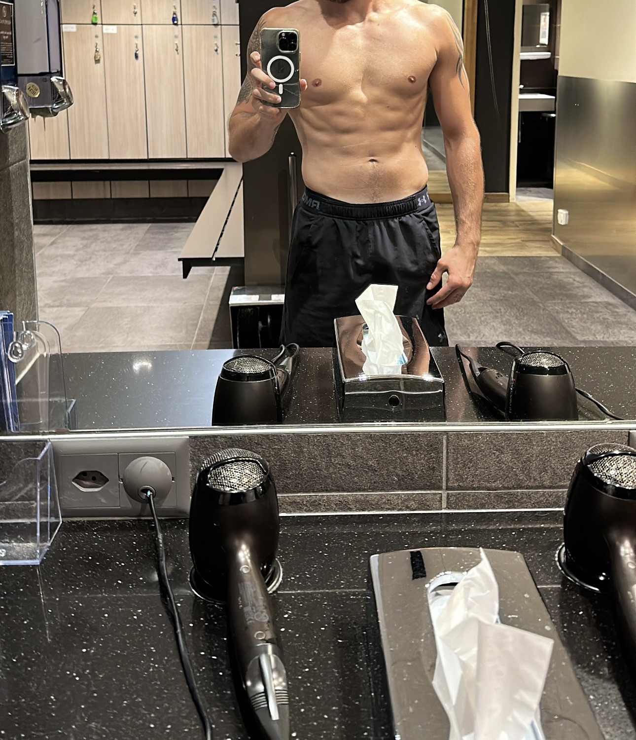 Profil de Raed, 26 ans, Boite gay à Berken