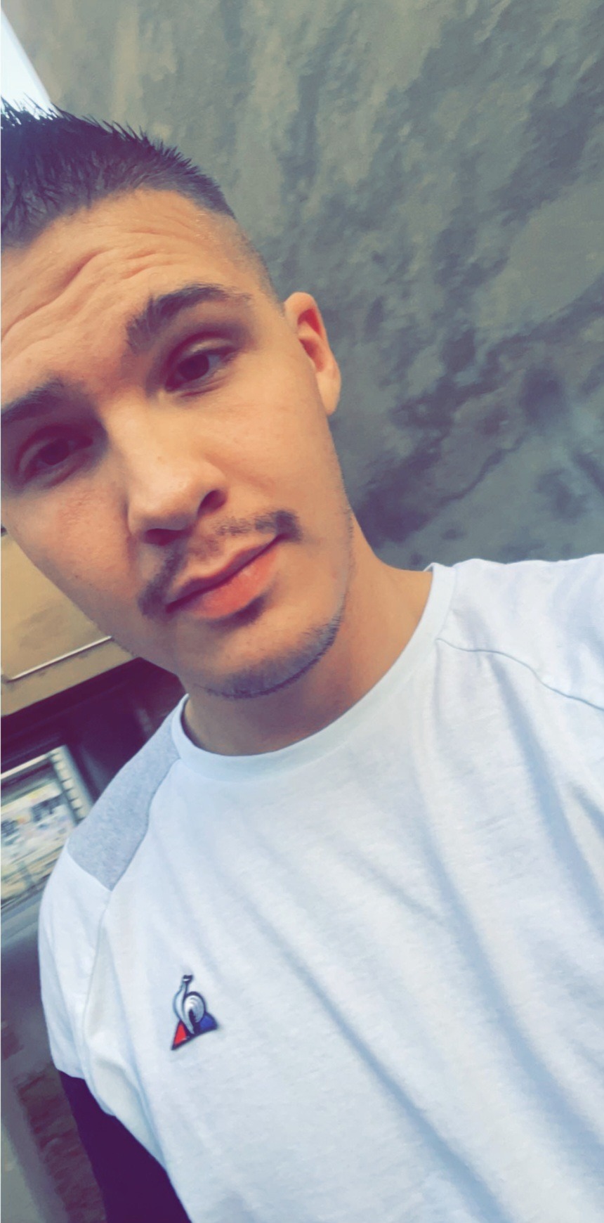 Profil de Chi, 23 ans, Boite gay à Champéry