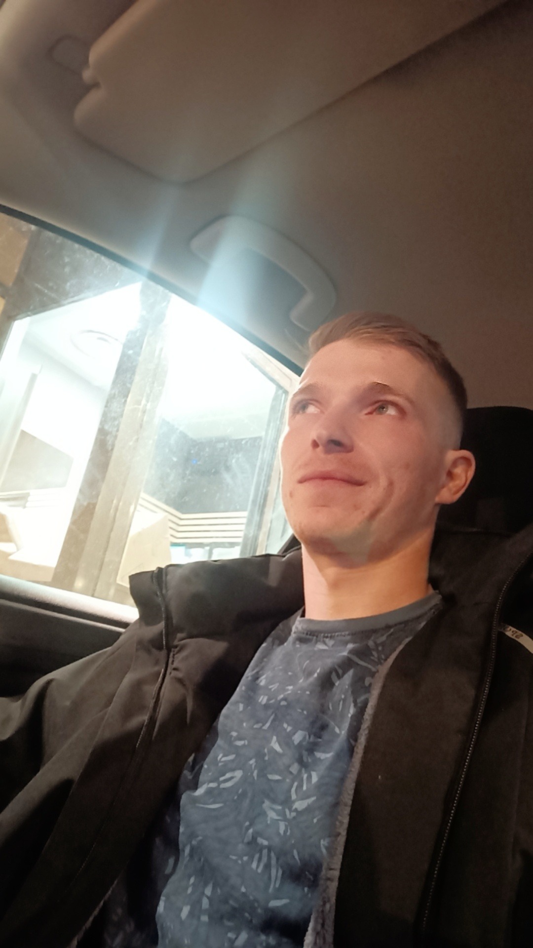 Profil de Tommy, 30 ans, Boite gay à Salouf