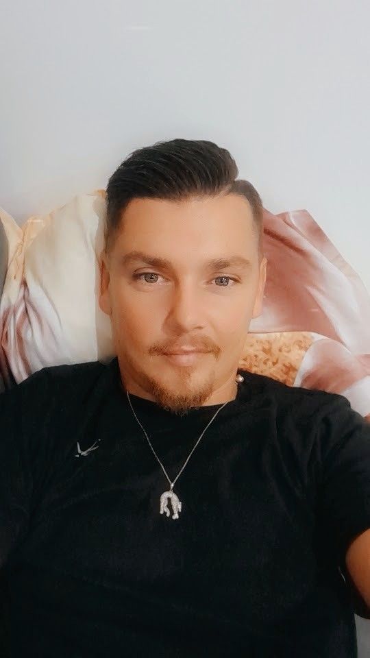 Profil de Krystian, 31 ans, Boite gay à Hersiwil